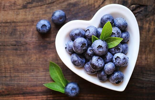 Calories in cup of blueberries